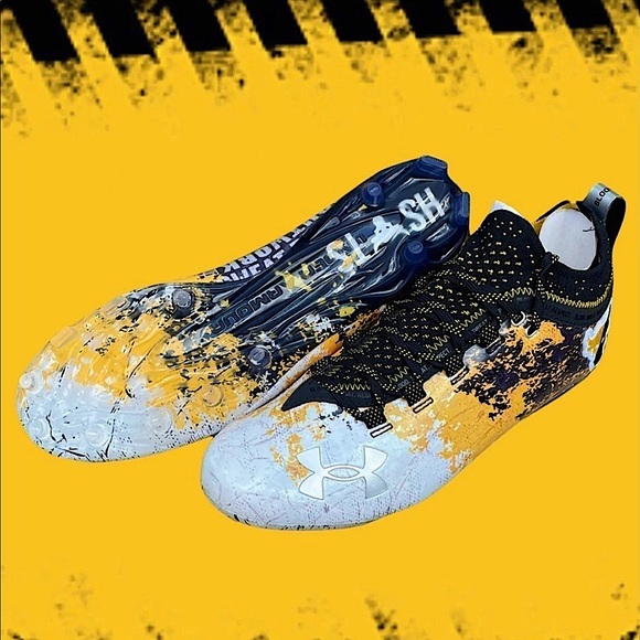 men's ua spotlight mc project rock le football cleats